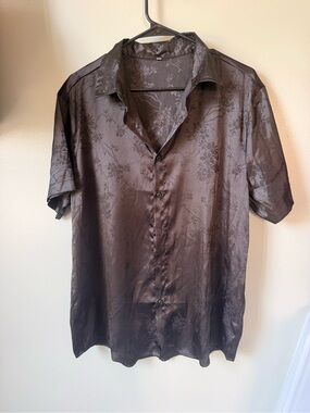 Men's Short Sleeve Satin Floral Button-Up Shirt - Black